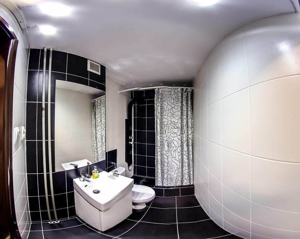 Apartamenty Spodek คาโตวีตเซ ภายนอก รูปภาพ