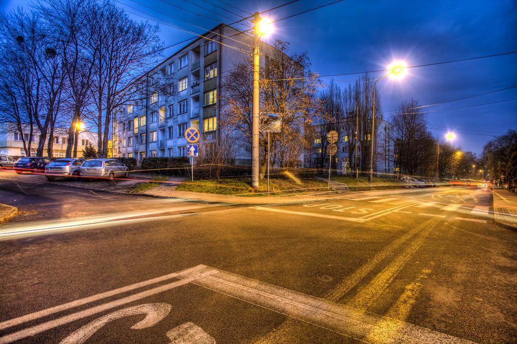 Apartamenty Spodek คาโตวีตเซ ภายนอก รูปภาพ